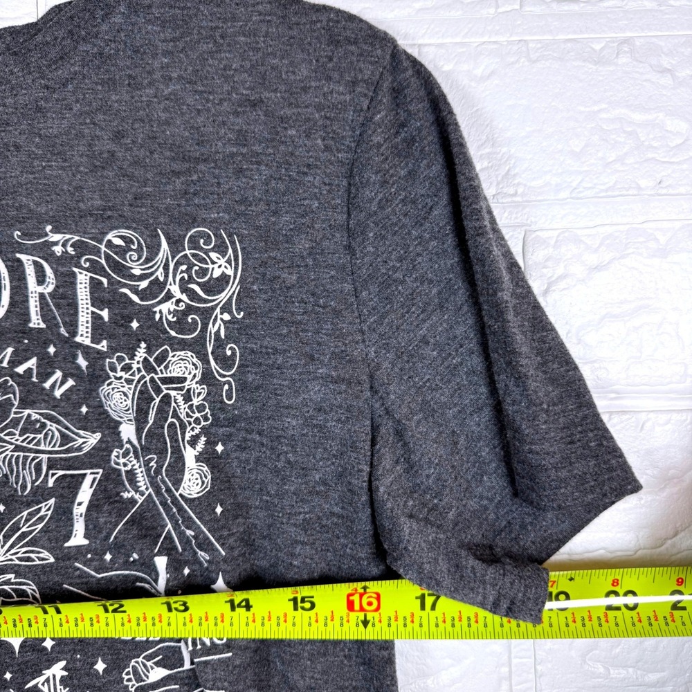 Taylor Swift Folklore Graphic Tee Women Size S Grey Crop Top Short Sleeve Shirt - Picture 4 of 7